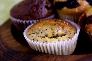 1 muffin (135 g) Lemon Poppy Seed Muffins