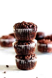 1 muffin (165 g) Chocolate Muffin