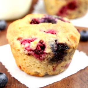 1 muffin (5.5 oz) Low-Fat Mixed Berry Muffin