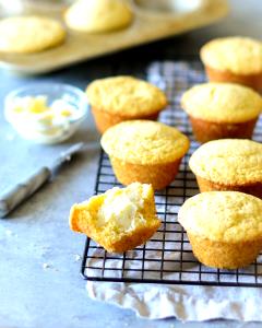 1 muffin (76 g) Corn Muffin