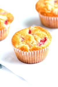 1 muffin (89 g) Strawberry Muffin