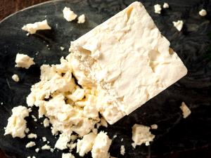 1 oz (28 g) Light Feta Cheese