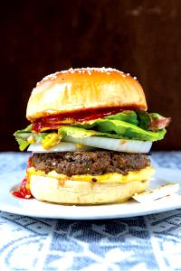 1 Oz Cheeseburger (Large, Single Patty with Ham, Condiments and Vegetables)