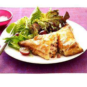 1 Oz Chicken or Turkey and Cheese Turnover