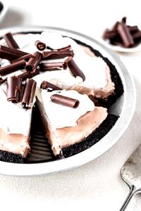 1 Oz Chocolate Wafer Pie Shell