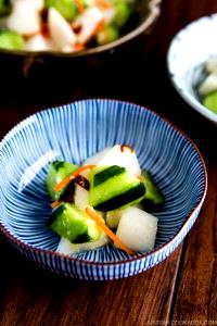 1 Oz Cooked Japanese (Daikon) Radish (Fat Added in Cooking)