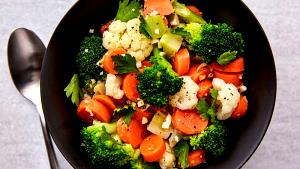 1 Oz Cooked Vegetable Combinations (Broccoli, Carrots, Corn, Cauliflower, Fat Not Added in Cooking)