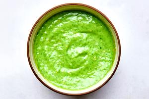 1 Oz Green Tomato Chile Sauce (Salsa De Tomate Verde Cruda)