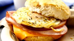 1 Oz Ham, Egg and Cheese Sandwich