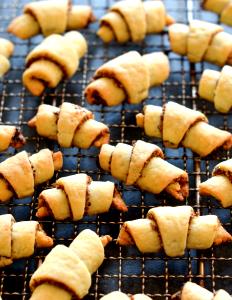 1 Oz Rugelach Cookie