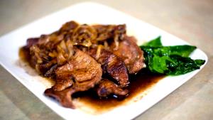 1 Oz Veal Liver (Cooked, Pan-Fried)