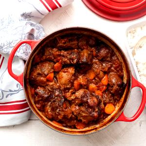 1 Oz, With Bone Cooked (yield After Bone Removed) Beef Oxtails