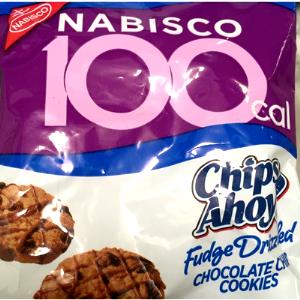 1 package (22 g) 100 Cal Chips Ahoy! Fudge Drizzled Chocolate Chip Cookies