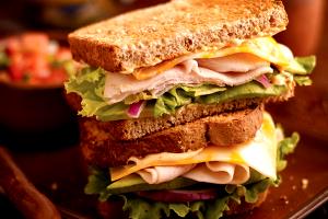 1 package (350 g) Turkey Santa Fe Hot Sandwich Melt