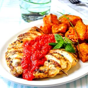 1 package (390 g) Grilled Chicken Breast with Red Pepper Sauce