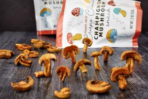 1 package (57 g) Crispy Crunchy Champignon Mushroom Snack