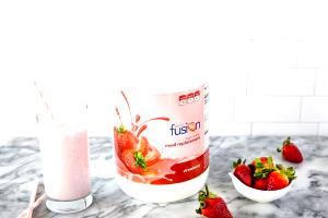 1 packet (27 g) Strawberry Shake