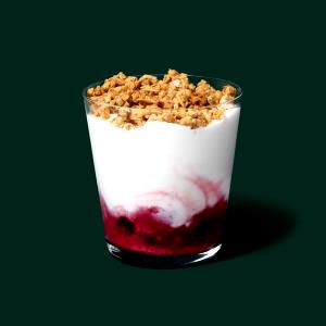 1 parfait (164 g) Berry Trio Parfait