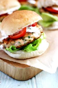 1 patty (112 g) Salmon Burger