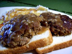 1 patty with 1/3 cup sauce (170 g) Southern Style Gravy with Breaded Beef Patties