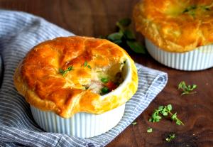 1 pie (425 g) Pastry Top Chicken Pot Pie