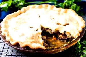 1 Pie (9" Dia) Beef Pot Pie