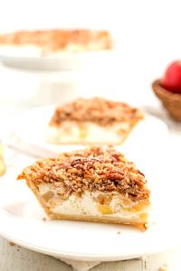 1 Piece (1/8 9" Dia) Apple-Sour Cream Pie