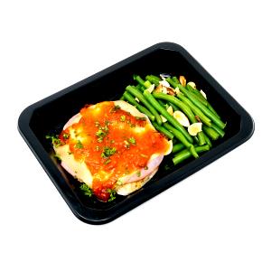 1 piece (140 g) Naked Seasoned Chicken Cordon Bleu