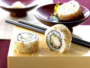 1 piece (39 g) Large Spicy Inside-Out California Roll