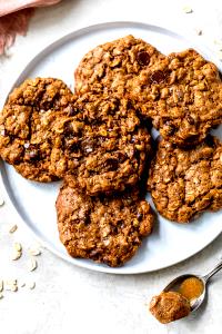 1 Piece Almond Butter Oatmeal Cookies