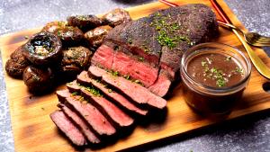 1 Piece Beef Top Round, Pan-Fried, Slo (London Broil)