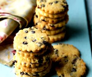 1 Piece Orange Currant Cookies