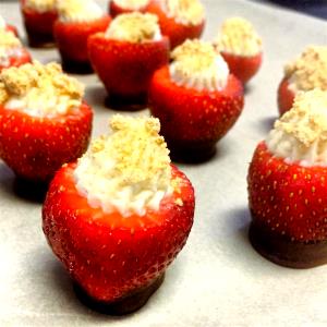 1 piece Strawberry Cream Cheese Bites