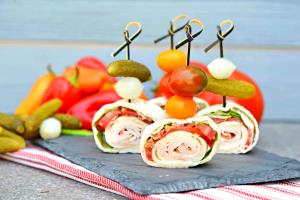 1 pinwheel Turkey Club Pinwheels