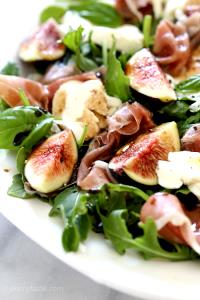 1 Portion Salad With Prosciutto, Arugula And Mozzarella