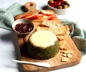 1 Portion Vegan Cheese Wheel