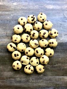 1 pouch (48 g) Chocolate Chip Pancake Bites