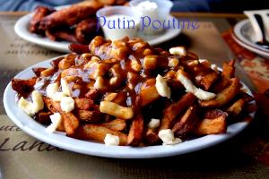 1 poutine (371 g) Poutine