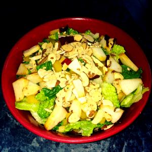 1 salad (10 oz) Grilled Chicken Salad (No Dressing)