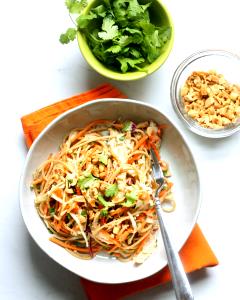 1 salad (11.5 oz) Thai Peanut Chicken Salad