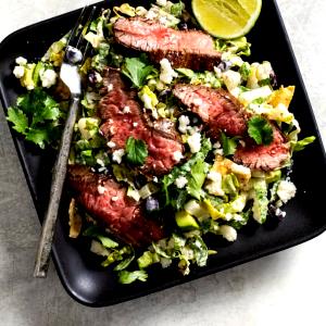 1 salad (16 oz) Chopped Steak & Blue Cheese Salad