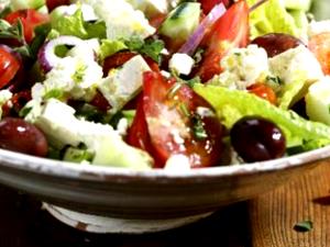 1 salad (383 g) Greek Salad