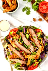 1 salad (386 g) Southwest Flank Steak Salad