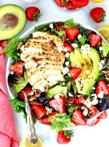 1 salad (392 g) Strawberry Fields Chicken Salad