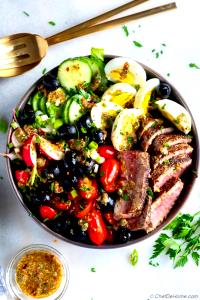 1 salad with dressing (364 g) Tuna Nicoise Salad