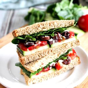 1 sandwich (11 oz) Mediterranean Veg-Out Gourmet Sandwich