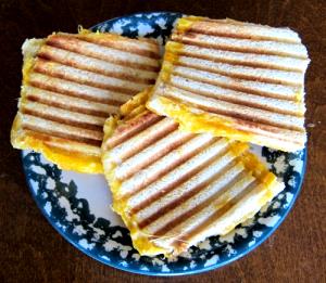 1 sandwich (174 g) Grilled Cheese Panini