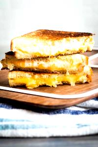 1 sandwich (177 g) Old-Fashioned Grilled Cheese