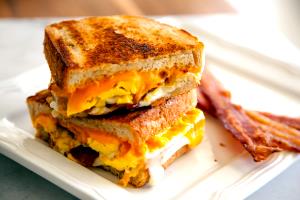 1 sandwich (179 g) Bacon Grilled Cheese Breakfast Sandwich