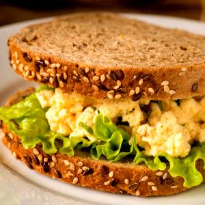 1 sandwich (196 g) Egg Salad Sandwich on Multigrain